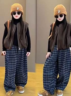 女童皮马甲打底衫格子裤三件套