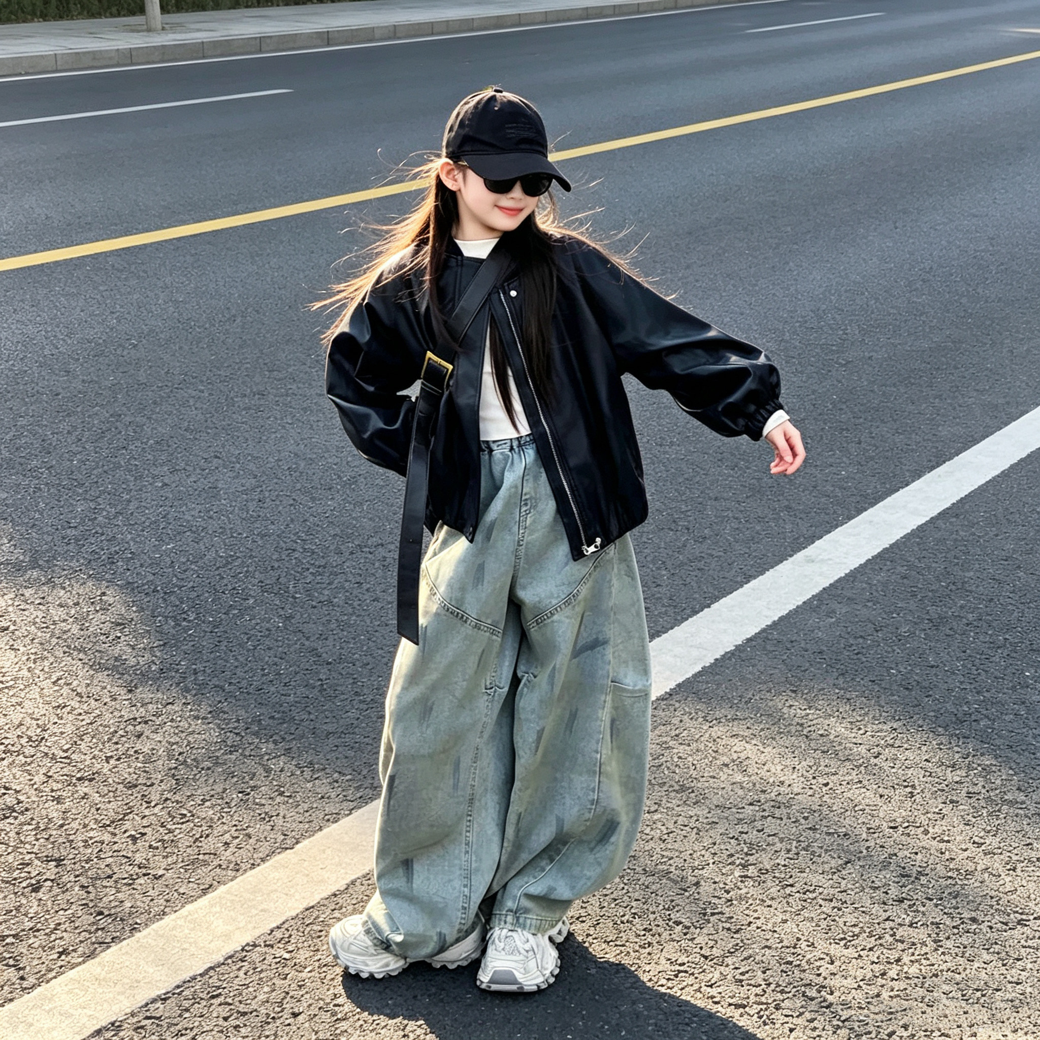 女童棒球领皮衣外套弯刀裤套装