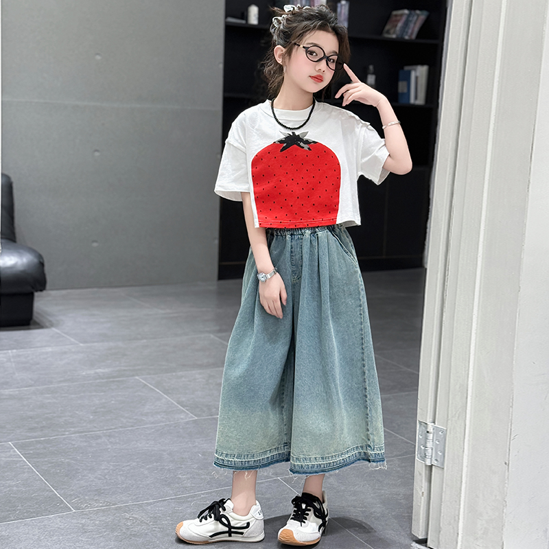 2025夏季新款女童草莓印花宽松短袖九分牛仔阔腿裤洋气休闲套装韩