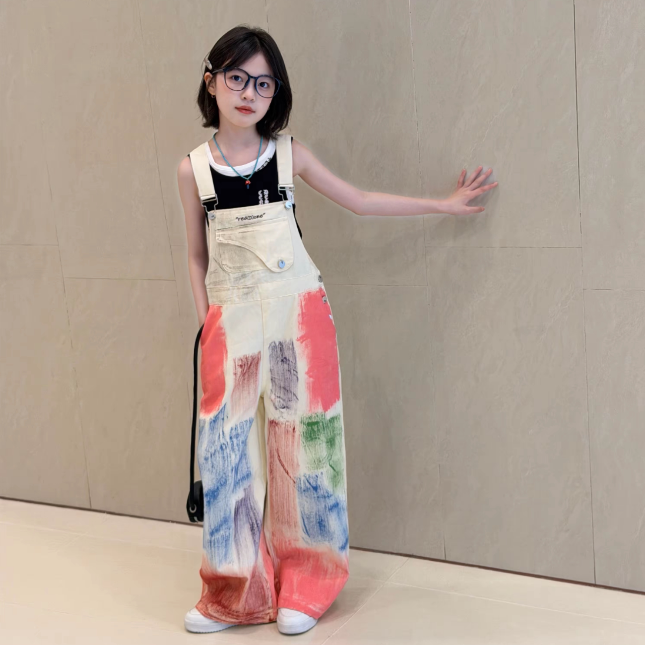 女童多巴胺穿搭辣妹牛仔背带裤