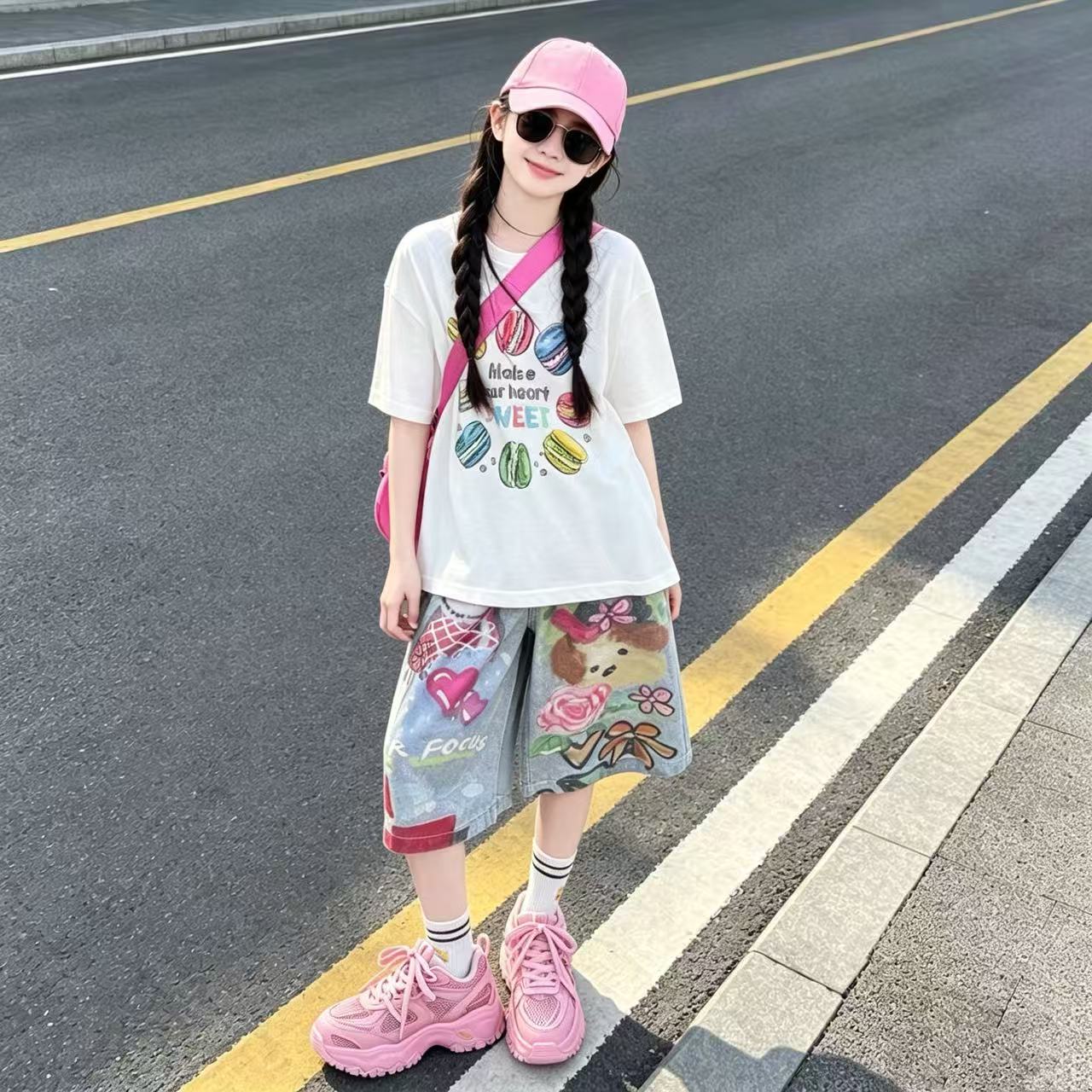 女童甜美短袖动物涂鸦中裤套装