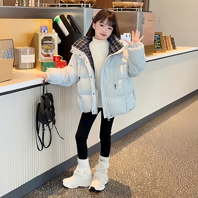 格子拼接女童短款连帽棉服