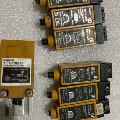 寻《《E3S-X3CE4光纤放大器tl-n10me1剪线了，共7只
