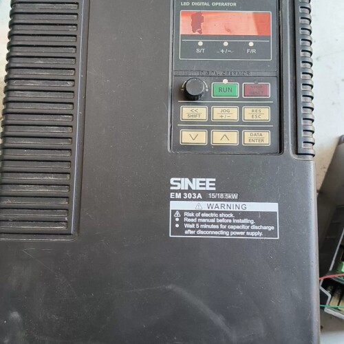寻《《正玄变频器型号EM303A-015G/018P-3CB具体型