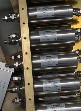 寻《《基恩斯FLLDU300A07413 1200 VDC