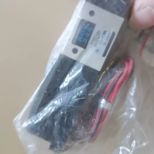 寻《《KURODA黑田原装电磁阀 RCS245-M5-D24S，全