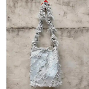 做旧民族风流苏水桶包单肩牛仔包大容量流浪包废土风斜跨包复古