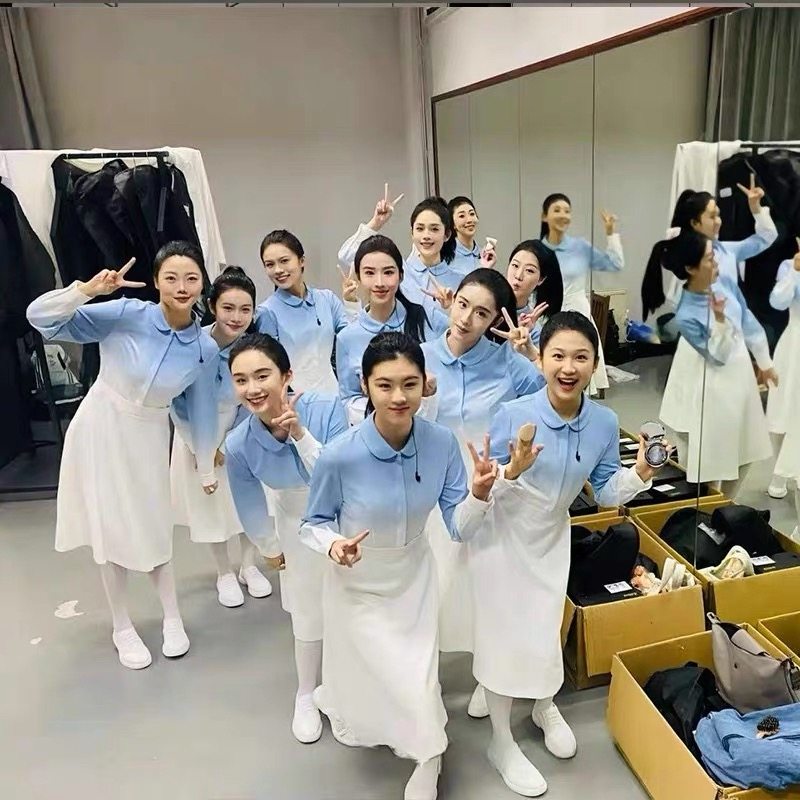 儿童新款大合唱演出服装