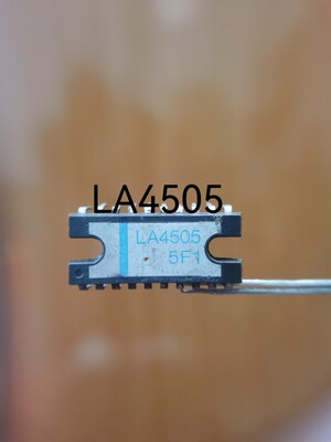 原装正品 通用LA4505 直插DIP-20 IC集成块电路芯片