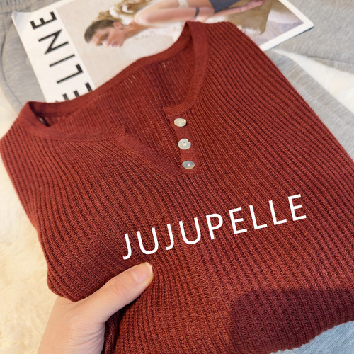 剪刀领纯色竖条2026早春新款百搭减龄宽松显瘦针织衫长袖毛衣女款