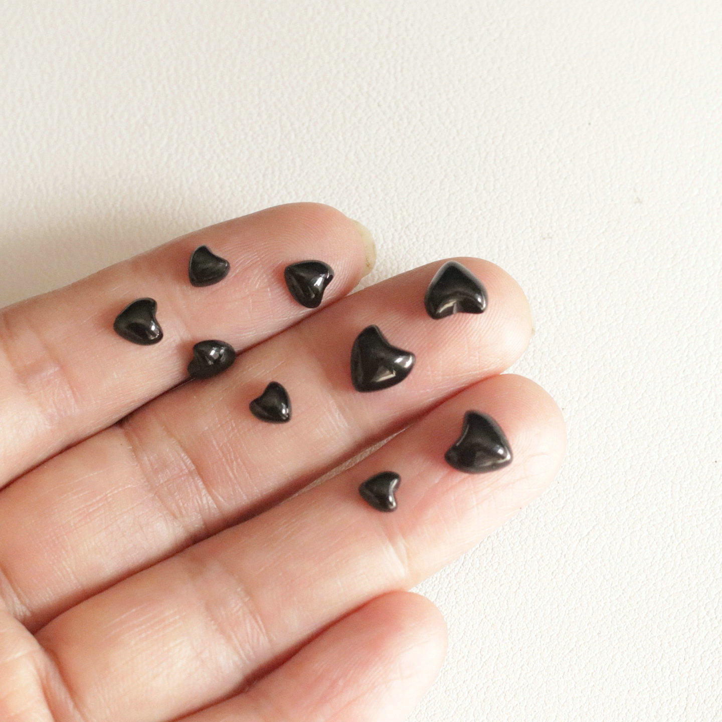 5-6-7mm爱心戒面黑玛瑙色桃心贴片耳饰发簪头饰diy饰品材料配件,饰品/流行首饰/时尚饰品新,其他DIY饰品配件,淘宝优惠券,粉丝福利购,淘宝优惠卷