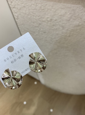 欧美风复古咖金高级感金属拉丝耳环异形小众大气银针耳钉新款女潮