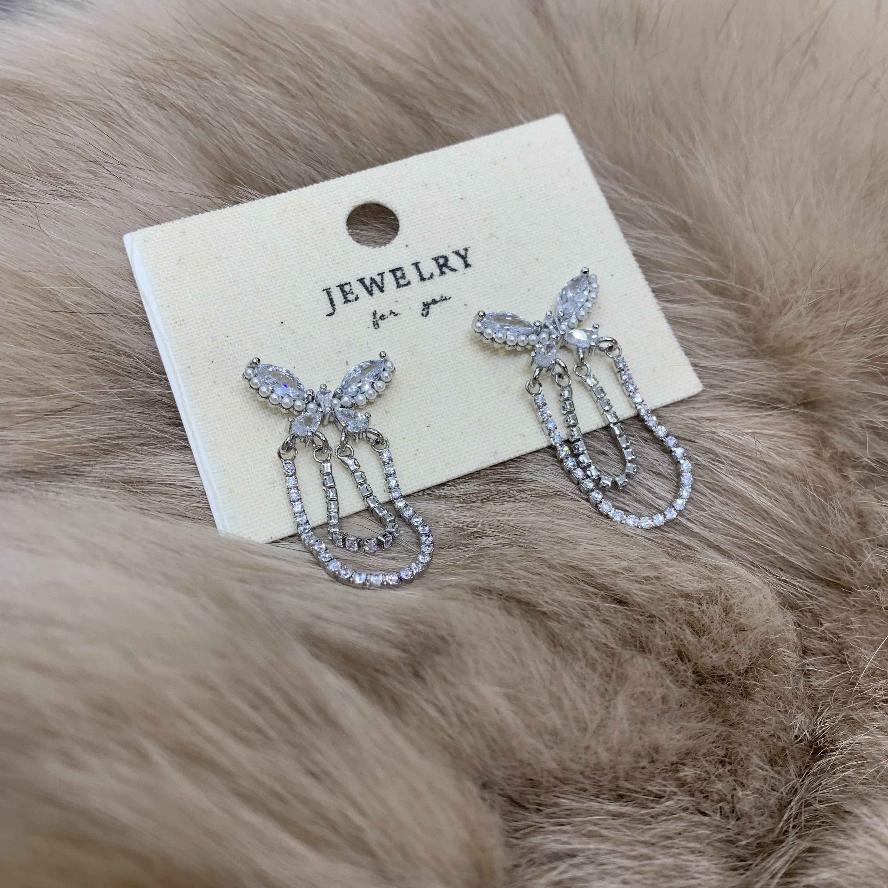 超闪蝴蝶结流苏耳钉 派对礼服长款耳环修饰脸型耳坠精致高级感