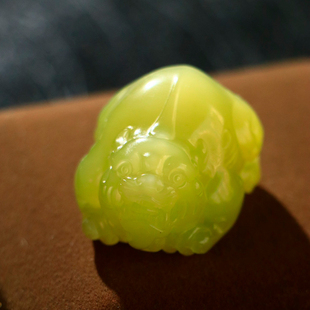 玉赐平安天然和田玉若羌黄口料貔貅吊坠男女款 瑞兽挂件59g