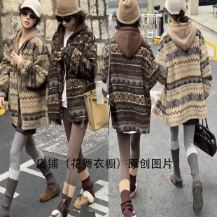 费尔岛风连帽短外套女宽松慵懒风几何图案毛呢外套炫酷时尚印花潮