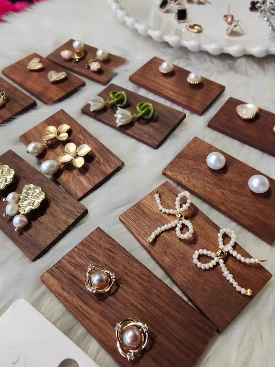 胡桃木耳钉耳环展示架实木卡片拍摄道具饰品背板首饰摆摊陈列定制