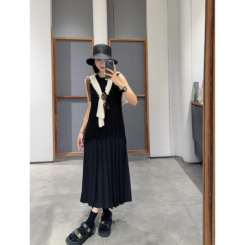 通勤褶皱无袖风琴百褶圆领连衣裙