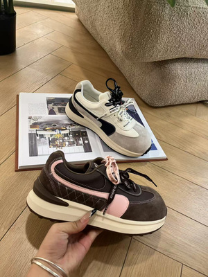 米新款2025秋真皮丑萌大头厚底卡皮巴拉德训鞋时尚休闲板鞋女1907