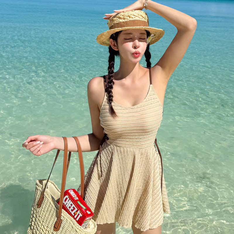 特价2025新款泳衣女分体三角性感显瘦比基尼抹胸温泉度假裙式泳装