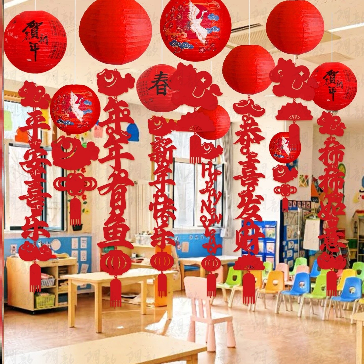 春节新马年装饰氛围场景布置商场学校吊顶拉花拍照灯笼无纺布挂饰