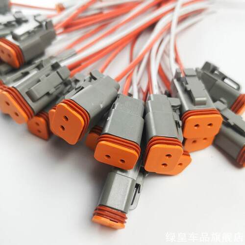 挖掘机大灯插头现代斗山沃尔沃三一徐工小松卡特工作顶灯接头线束