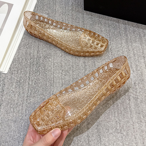 新款时尚外穿水晶果冻镂空塑料妈妈凉鞋女夏防滑耐磨低跟百搭单鞋