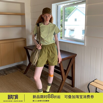 户外山系撞色拼接T恤女