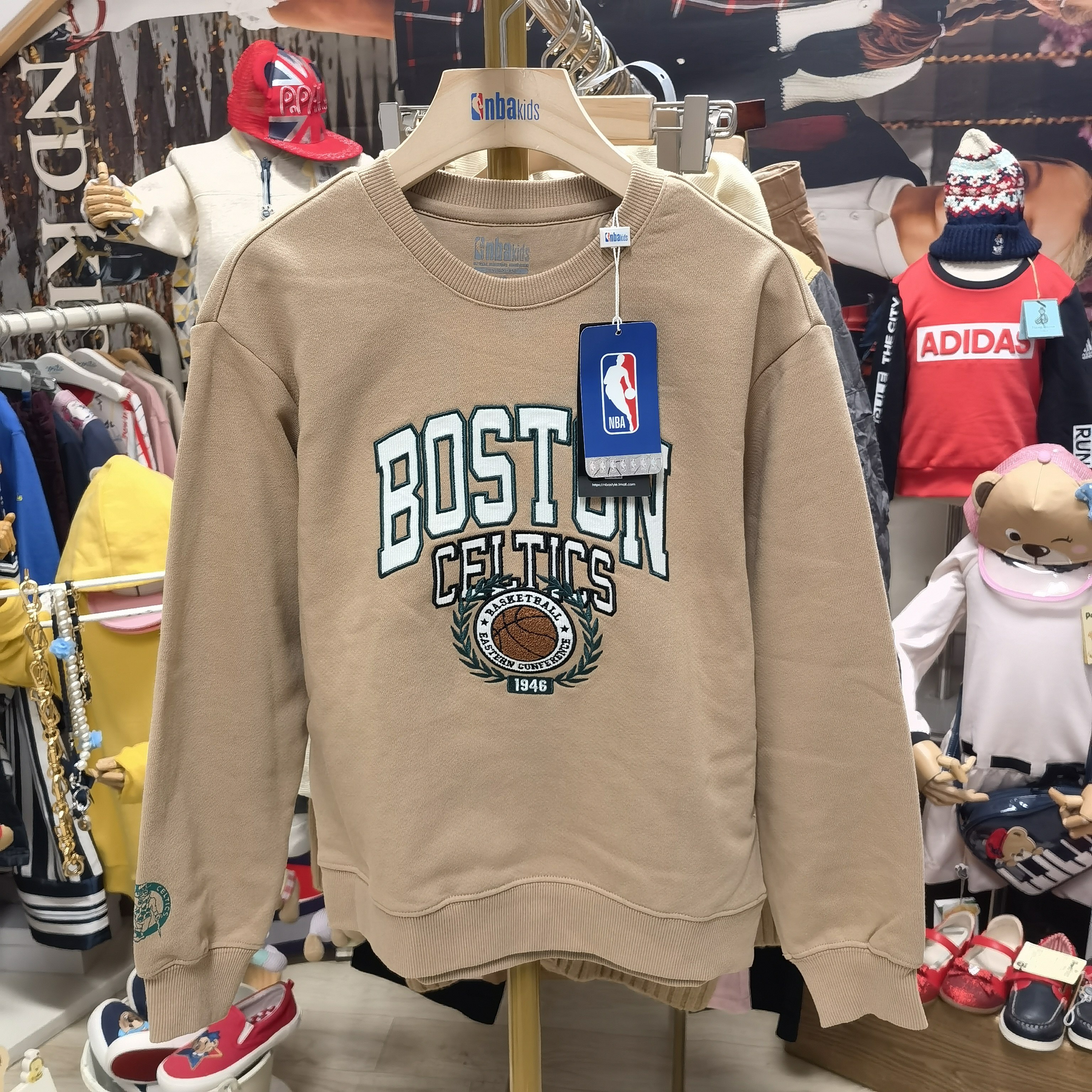 NBA KIDS 男童 春秋款 凯尔特人联名 含棉线圈 圆领套头卫衣