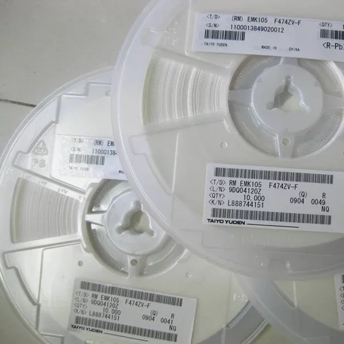 EMK105C6105KV-F 1uF ±10% 16V X6S 0402 太诱贴片电容