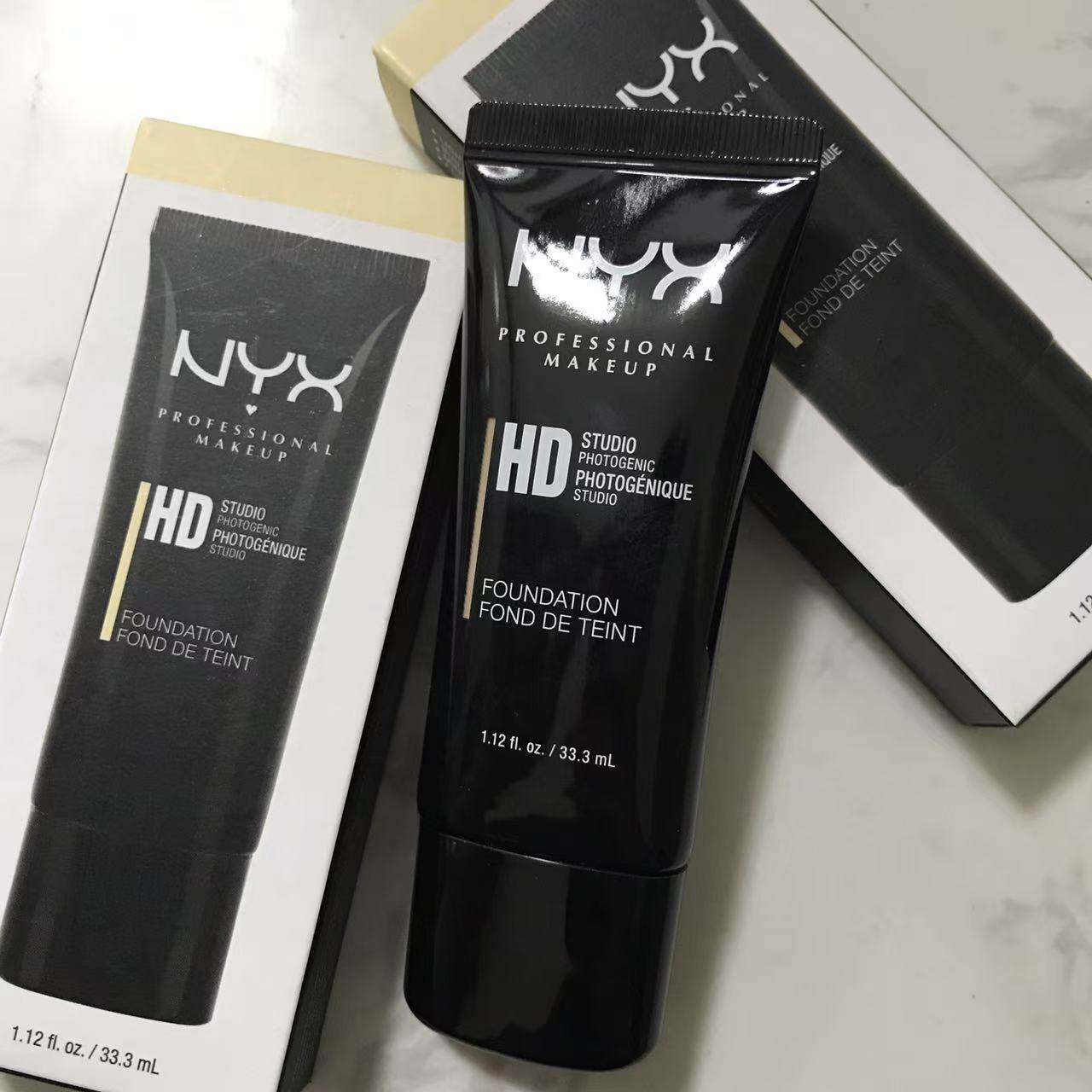 NYX高清光感小黑瓶粉底液