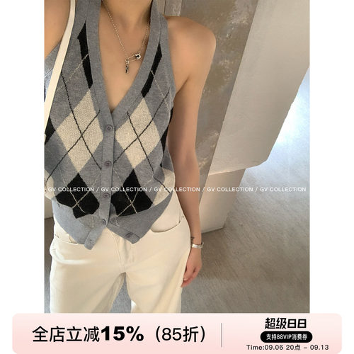 挂脖菱格学院风露背羊毛针织上衣