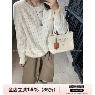 GV大白哥 极简线条 编织华夫格羊毛松弛圆领毛衣秋冬女装新款上衣