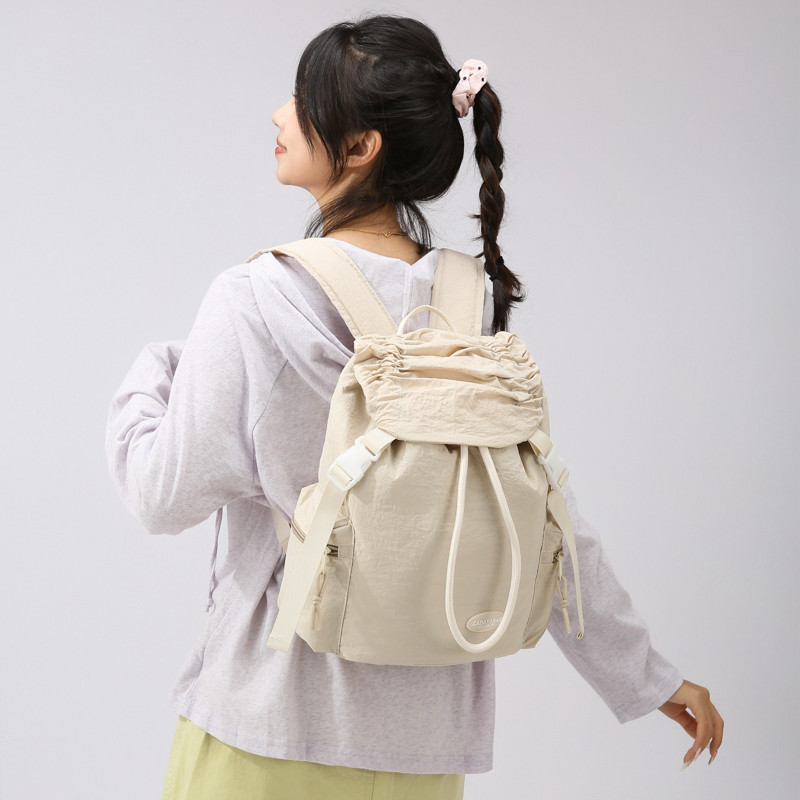 新款女士双肩背包大容量旅行