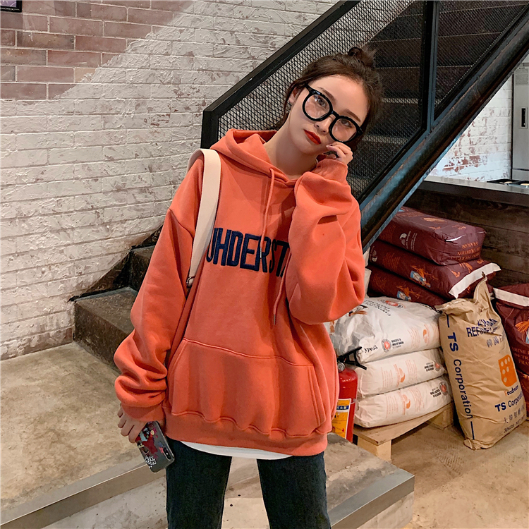 Real price shooting in autumn and winter plus Plush loose hooded letter pullover in five colors