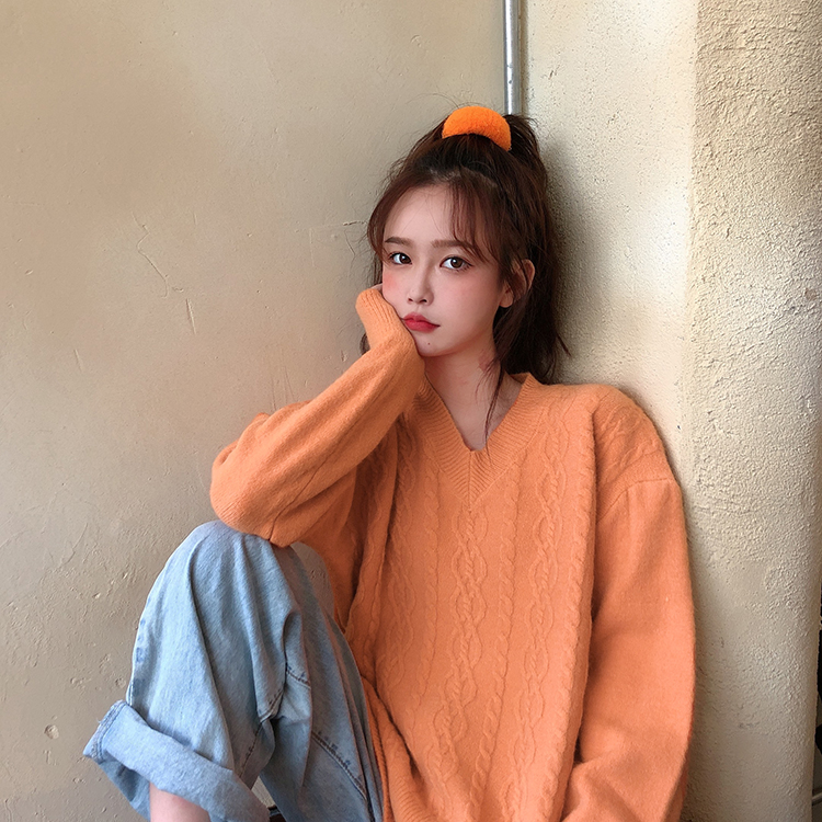 Real price real shot ~ versatile soft lazy wind twist texture knitting candy V-Neck Sweater in eight colors