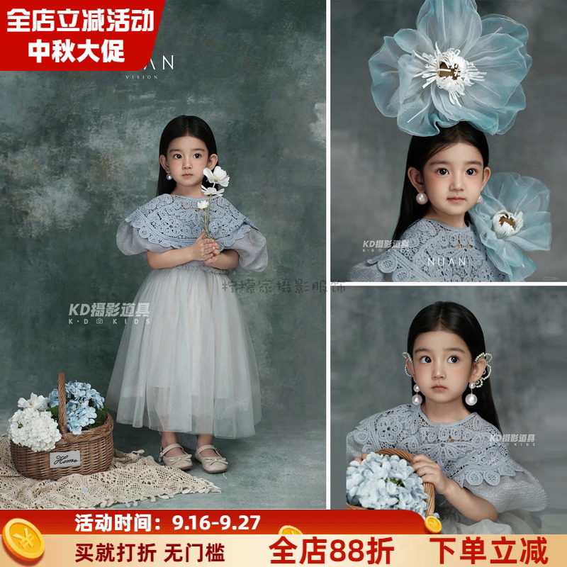 女童摄影复古油画蕾丝云肩连衣裙图片