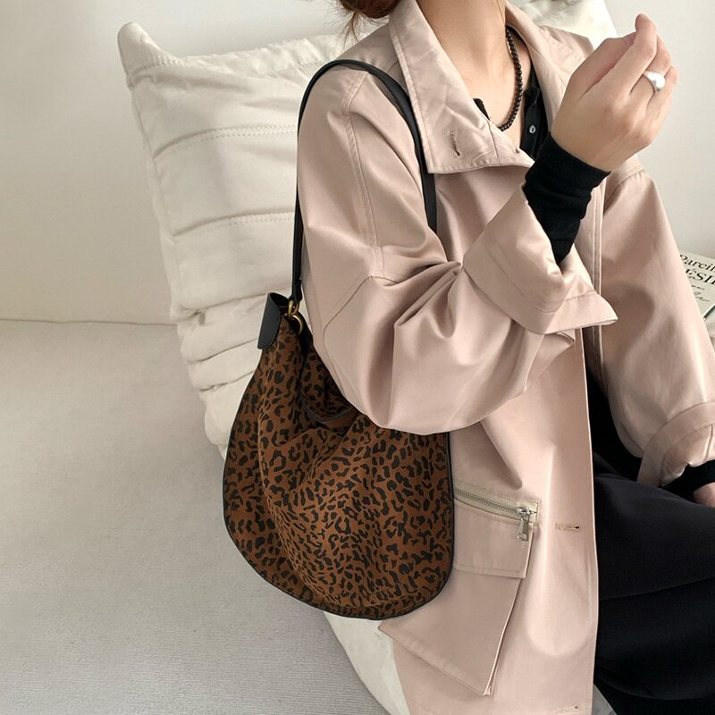 2026新款小众复古豹纹单肩女包2025新款托特包真皮大容量磨砂牛皮