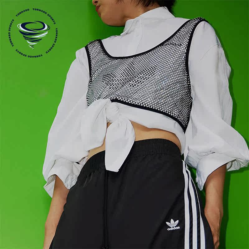 Adidas/阿迪达斯正品三叶草女子时尚透气休闲抹胸背心IW6206