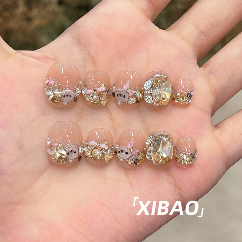 裸色穿戴甲短款手工显白可爱穿戴美甲2025新款高级感绝美指甲贴片