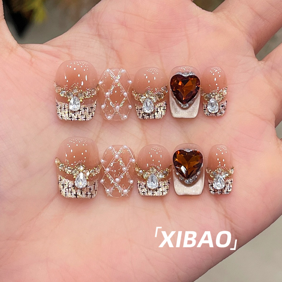 法式穿戴甲短款手工裸色穿戴美甲2025新款高级感重工爆款指甲贴片