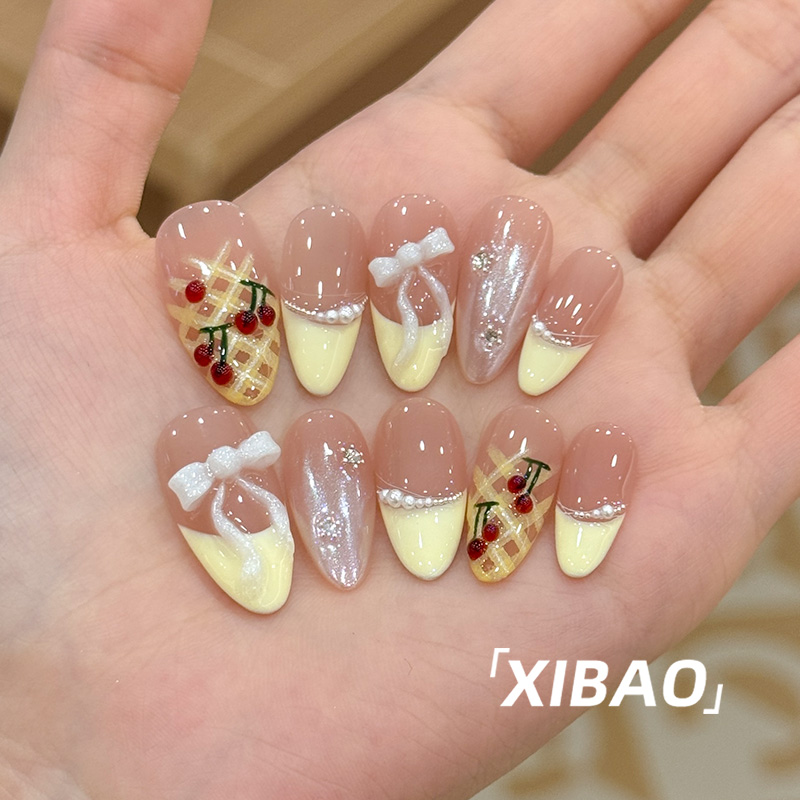 法式穿戴甲中长款高级感精致穿戴美甲纯手工定制绝美爆款指甲贴片