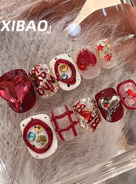 红色圣诞穿戴甲短款高级精致秋冬结婚短甲2025新款纯手工定制美甲