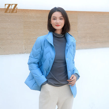 佐尔美冬季新款新年礼短款90绒保暖减龄羽绒服外套女E34YY05