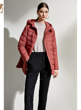 佐尔美时尚冬季新品 经典绣花羽绒服外套女E04YY19