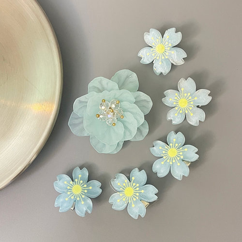 小发夹樱花花朵粉色蓝色清新