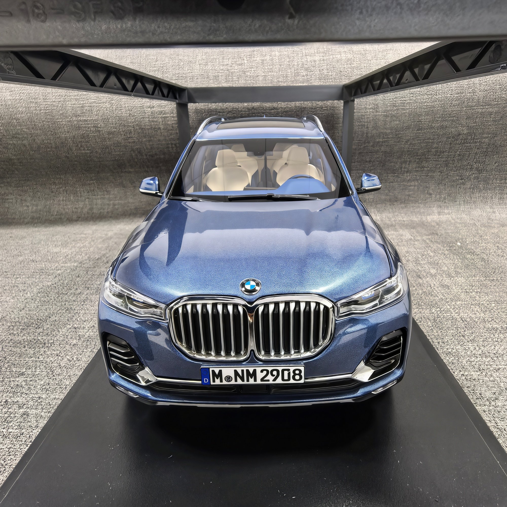 宝马BMW原厂X7精品合金车模118