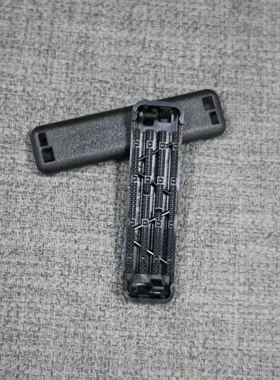 BMW宝马原厂安全带夹紧器卡夹子