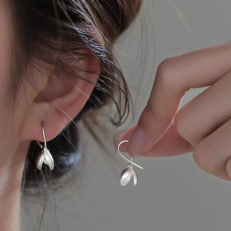 玉兰花耳钩2024年新款夏季甜美花朵耳环高级感长耳环,饰品/流行首饰/时尚饰品新,耳环,淘宝优惠券,粉丝福利购,淘宝优惠卷