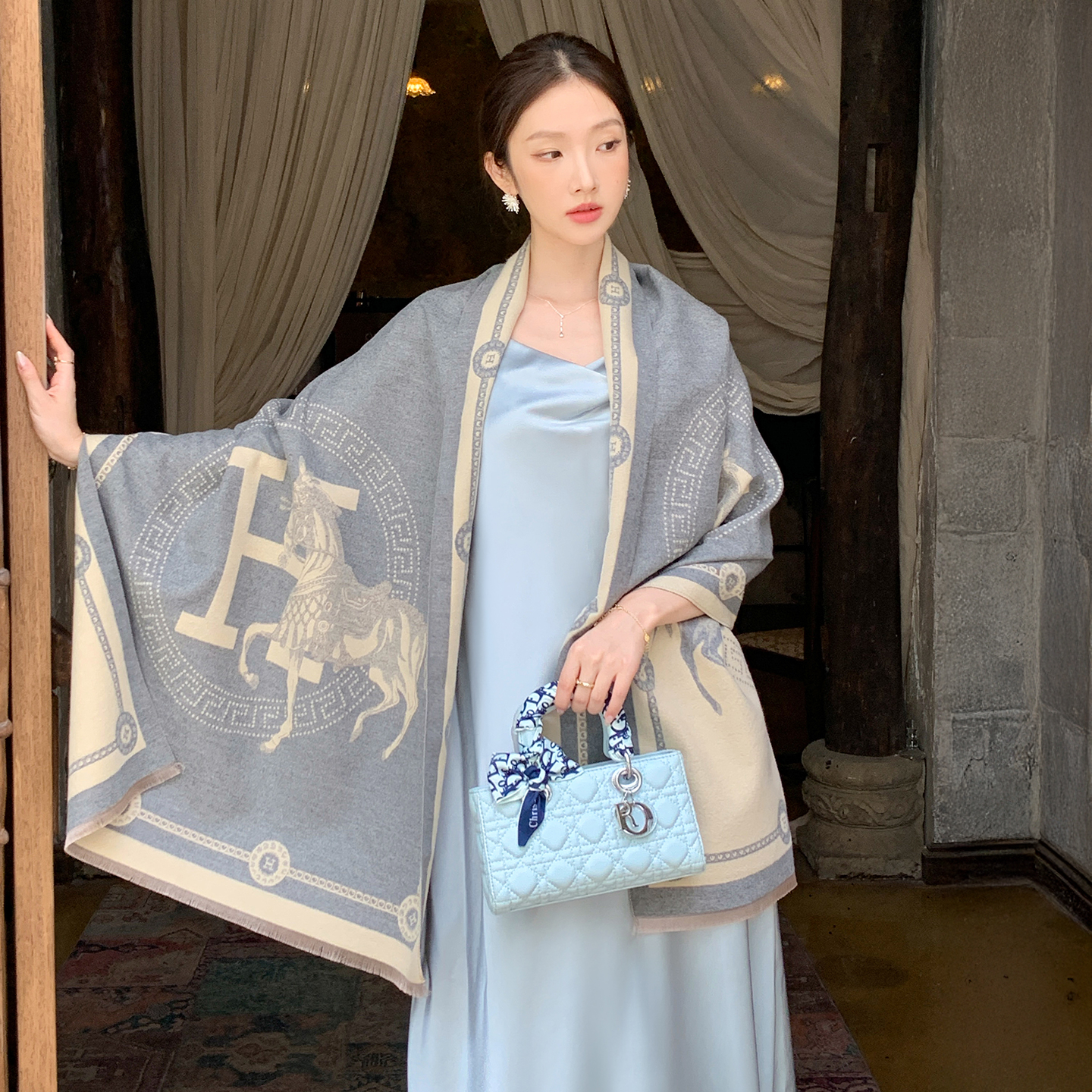 大披肩女外搭2025新款斗篷披风