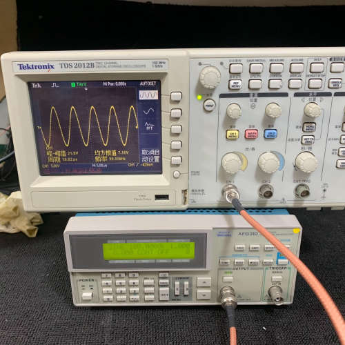 议价-泰克TDS2012B彩色数字示波器、通电开机测试见图、自校正
